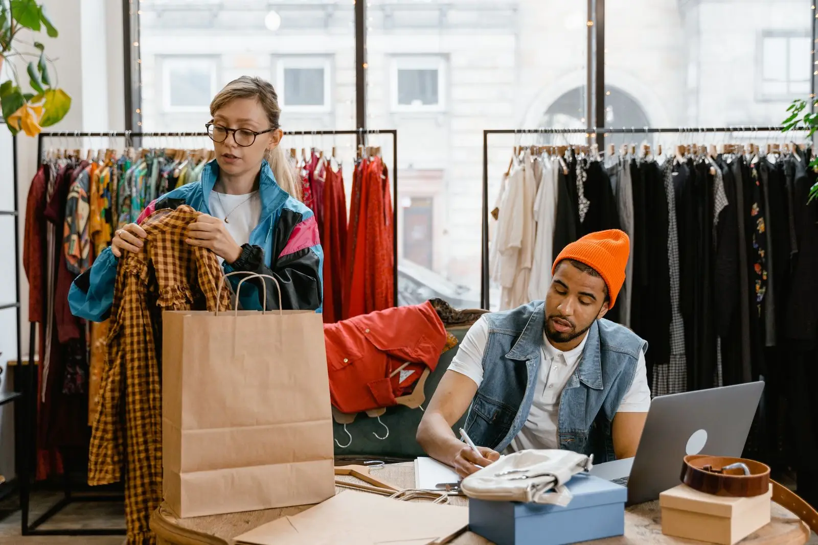 Medewerker in een winkel